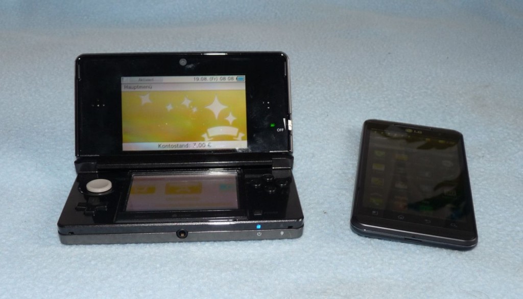 Größenvergleich: Nintendo 3DS vs. LG Optimus 3D